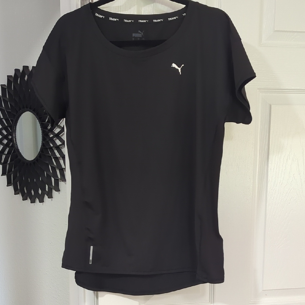 ❤️$5 Deal PUMA Black Short Sleeve Medium Performance Tee